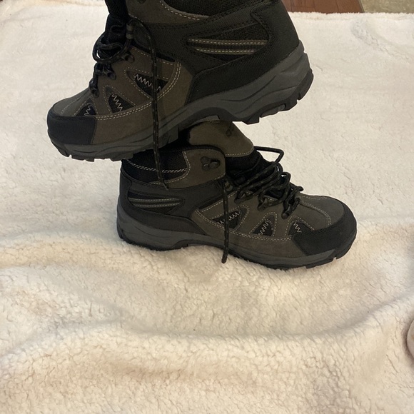 Womens hiking boots - Picture 2 of 4